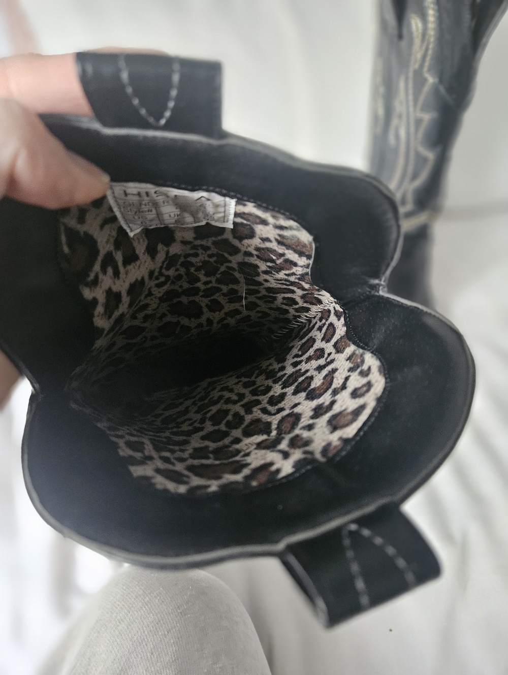 Black/brown Cowgirl Boots - Picture 4 of 8